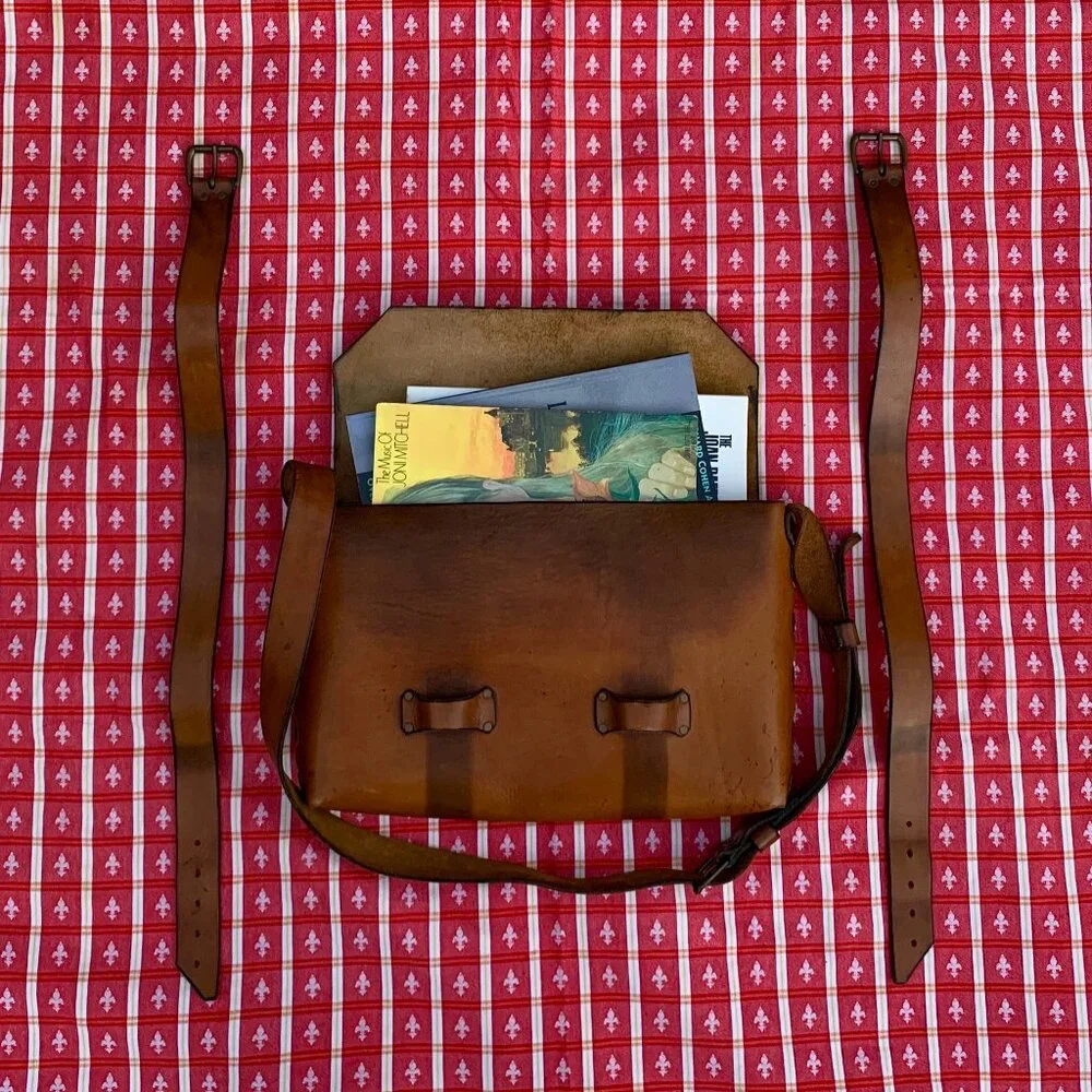 Vintage French leather briefcase messenger attache book bag - Picture 13 of 16